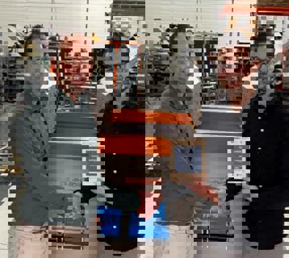 Foto: Harm van Adrichem CFO Gearbox en Maikel Ringe Corporate Banker Digital & Consumer bij ABN AMRO Bank N.V.